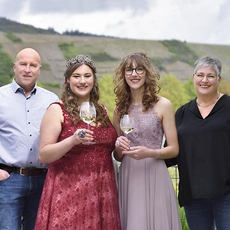 Weingut Weich Otel Riol Dış mekan fotoğraf